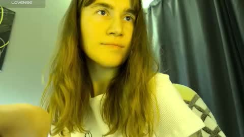 Snapshot of agniia257 chatting on February 2026 06:15:02 PM Kleya online show from February 2026 06:15:02 PM