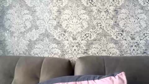 Emily online show from January 2026 09:02:02 AM