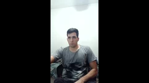 Snapshot of agustinnrod chatting on May 2026 08:25:02 PM agustinnrod online show from May 2026 08:25:02 PM