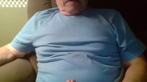 aguynrkfrd online show from November 2025 03:23:01 AM