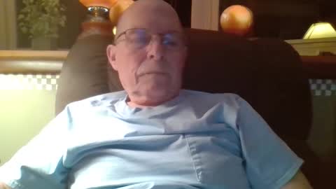 aguynrkfrd online show from April 2026 09:32:02 AM