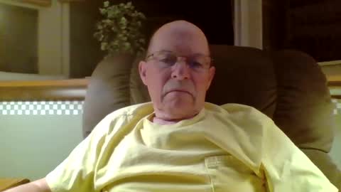 Snapshot of aguynrkfrd chatting on August 2026 09:19:01 AM aguynrkfrd online show from August 2026 09:19:01 AM