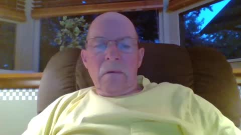Snapshot of aguynrkfrd chatting on August 2026 10:25:01 AM aguynrkfrd online show from August 2026 10:25:01 AM