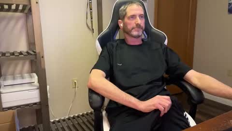 AhShucks online show from April 2026 04:46:01 AM