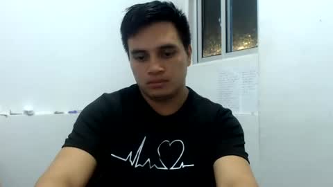 Snapshot of ahntony__69 chatting on June 2026 05:23:01 AM ahntony 69 online show from June 2026 05:23:01 AM