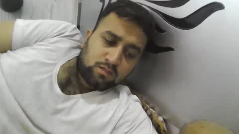 ahtisham118 online show from November 2025 09:18:01 PM