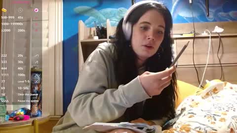 Snapshot of ahungkittykat chatting on April 2026 12:13:02 AM Kat online show from April 2026 12:13:02 AM