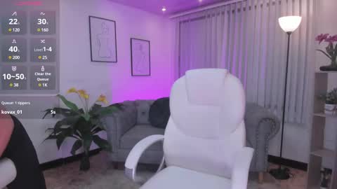 Snapshot of aida_adams chatting on March 2025 02:28:02 AM AIDA ADAMS online show from March 2025 02:28:02 AM