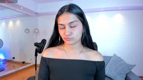 Snapshot of aidajoness chatting on December 2025 01:05:02 PM aidajoness online show from December 2025 01:05:02 PM