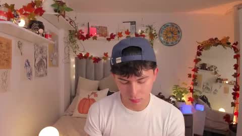 A H  online show from October 2025 01:41:02 AM