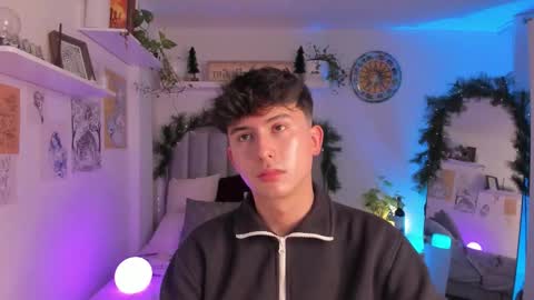 A H  online show from November 2025 10:24:01 PM