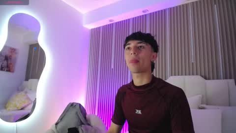 Snapshot of aiden_rivers_ chatting on February 2026 01:22:01 PM Aiden online show from February 2026 01:22:01 PM