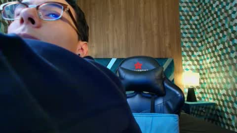 aiden_royce online show from October 2025 07:18:01 AM