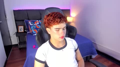 Aiden  online show from December 2025 12:58:02 PM