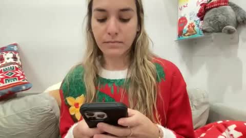 Snapshot of ailebun chatting on December 2024 06:52:02 AM Aile online show from December 2024 06:52:02 AM