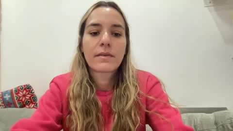 Snapshot of ailebun chatting on December 2024 07:46:02 PM Aile online show from December 2024 07:46:02 PM