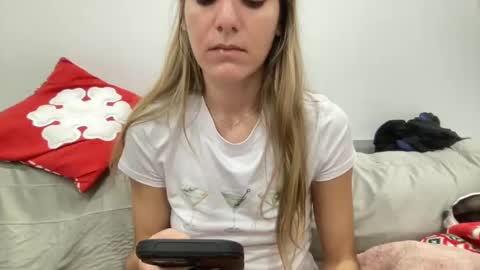 Snapshot of ailebun chatting on January 2025 07:12:02 AM Aile online show from January 2025 07:12:02 AM