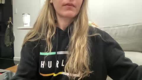 Snapshot of ailebun chatting on January 2025 07:59:01 AM Aile online show from January 2025 07:59:01 AM