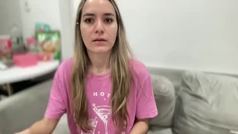 Snapshot of ailebun chatting on February 2025 09:56:02 AM Aile online show from February 2025 09:56:02 AM