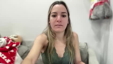 Snapshot of ailebun chatting on March 2025 01:57:02 PM Aile online show from March 2025 01:57:02 PM