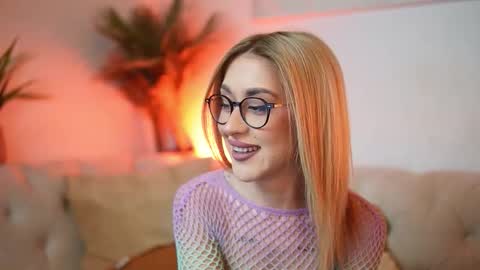  Aileen  online show from January 2026 09:08:01 PM