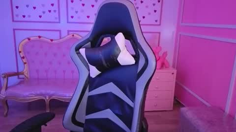 Snapshot of ailen_t_ chatting on September 2025 02:22:01 AM ailen online show from September 2025 02:22:01 AM