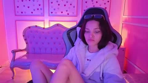 Snapshot of ailen_t_ chatting on October 2025 03:39:02 AM ailen online show from October 2025 03:39:02 AM