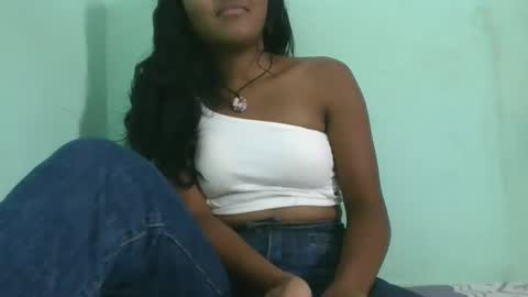 Snapshot of aimeamour chatting on February 2025 07:06:01 PM aimeamour online show from February 2025 07:06:01 PM