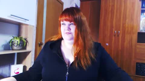 Snapshot of aimeerosebud chatting on December 2025 02:21:01 AM AimeeRosebud online show from December 2025 02:21:01 AM