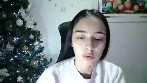 Snapshot of aineangeel chatting on December 2024 03:26:02 AM AINE online show from December 2024 03:26:02 AM