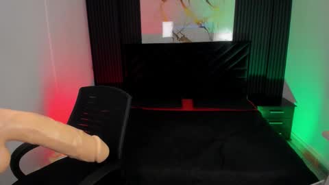 Airam Clair online show from October 2025 09:05:02 PM