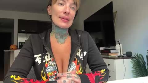 Snapshot of airgeadx chatting on October 2025 03:29:01 PM Airgead online show from October 2025 03:29:01 PM