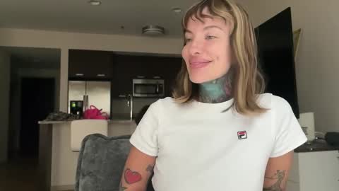 Snapshot of airgeadx chatting on November 2025 03:01:02 PM Airgead online show from November 2025 03:01:02 PM