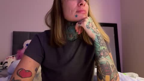 Snapshot of airgeadx chatting on November 2025 10:42:02 PM Airgead online show from November 2025 10:42:02 PM