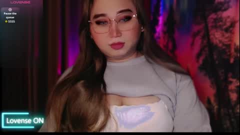 Snapshot of airisredfield_ chatting on June 2026 12:51:02 PM Goddess Airis online show from June 2026 12:51:02 PM
