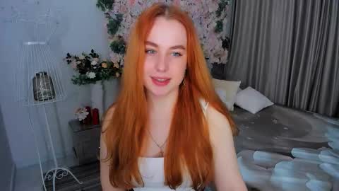 Louise online show from November 2025 10:15:01 AM