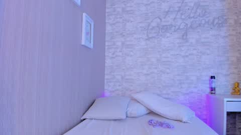 Snapshot of aisha_h chatting on February 2025 03:15:02 AM Aisha online show from February 2025 03:15:02 AM