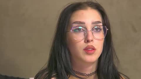 AishaHummer online show from November 2025 09:28:01 PM