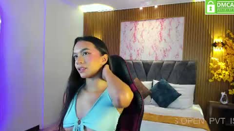 Snapshot of aisha_vex chatting on June 2026 02:15:01 PM Aisha online show from June 2026 02:15:01 PM