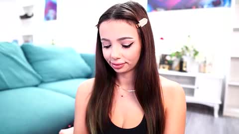 Snapshot of aishabee chatting on November 2025 10:26:01 AM Aisha online show from November 2025 10:26:01 AM