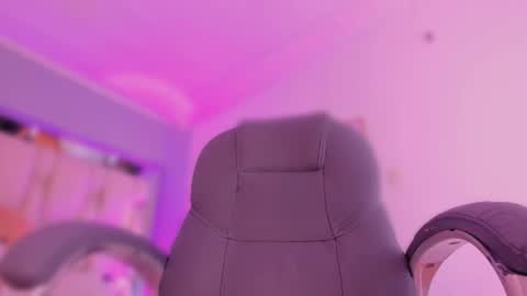 Snapshot of aishakassandra chatting on February 2026 11:39:01 PM KASSANDRA online show from February 2026 11:39:01 PM