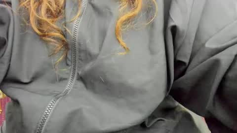 Snapshot of aisharouhi chatting on November 2025 01:10:02 PM Aisha online show from November 2025 01:10:02 PM