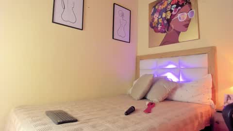 Aitana Brown online show from January 2025 01:30:01 AM