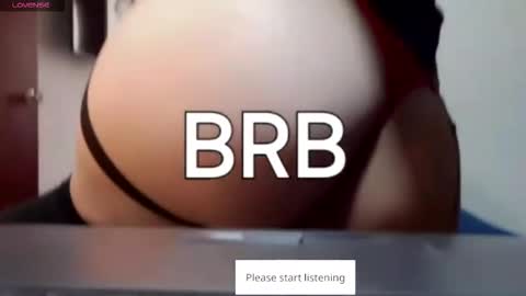 Snapshot of aitanacollins chatting on November 2025 01:58:02 AM Miss Tatiana Independent Chaturbate Model online show from November 2025 01:58:02 AM