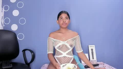 aitana online show from January 2025 10:01:02 PM