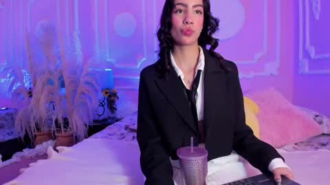 Aitana online show from November 2025 11:54:01 AM