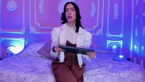 Aitana online show from November 2025 12:05:01 PM