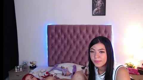 Snapshot of aixa_shaw chatting on January 2025 11:19:02 PM AIXA online show from January 2025 11:19:02 PM