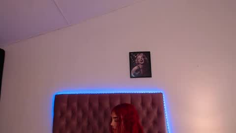 Snapshot of aixa_shaw chatting on January 2025 01:47:01 AM AIXA online show from January 2025 01:47:01 AM