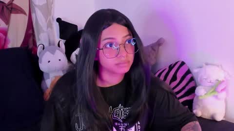 Akari online show from January 2026 02:04:01 AM